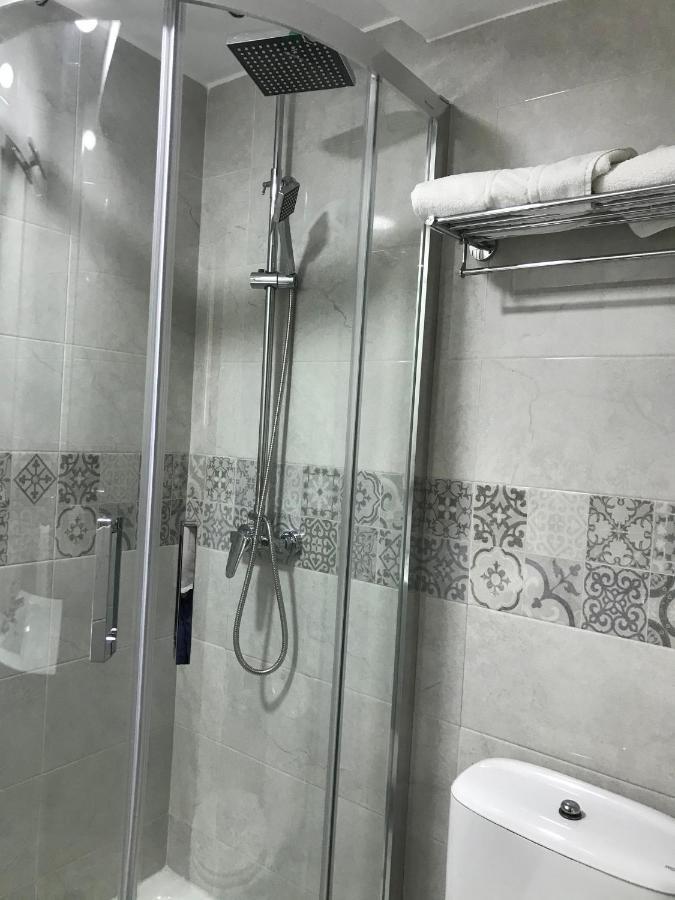 Hostal Plaza Damasco Almuñécar Esterno foto