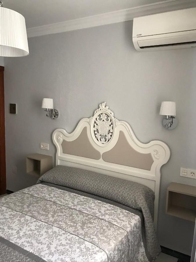 Hostal Plaza Damasco Almuñécar Esterno foto