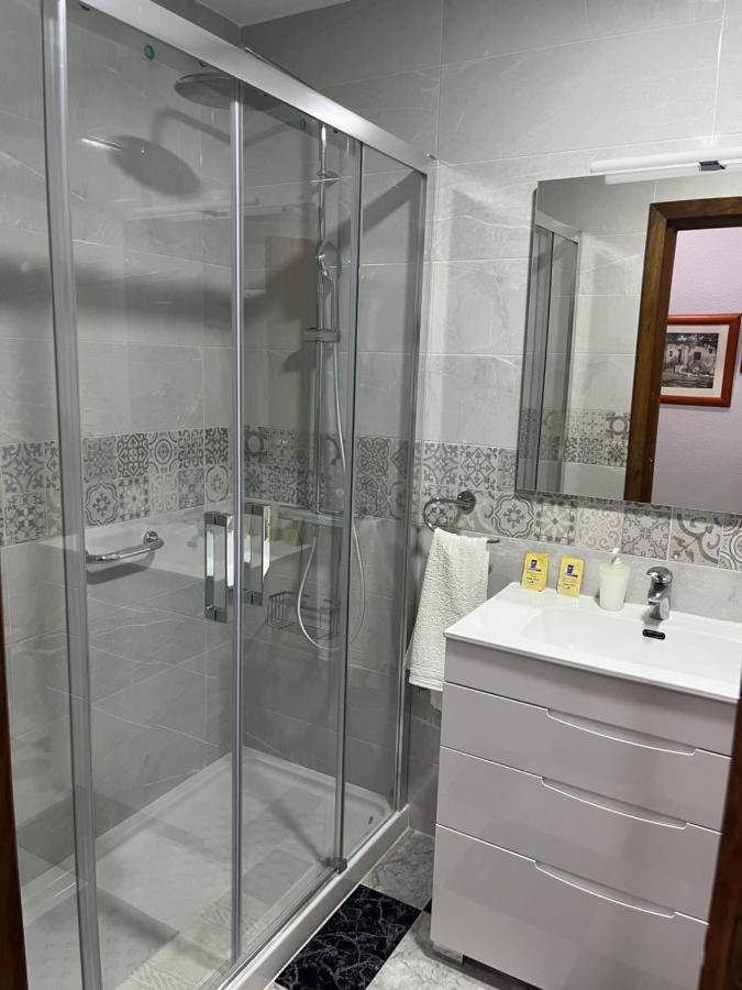 Hostal Plaza Damasco Almuñécar Esterno foto