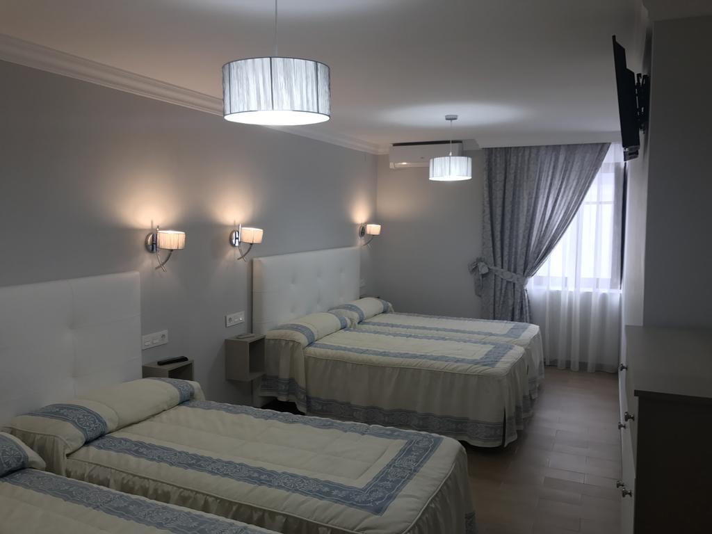Hostal Plaza Damasco Almuñécar Esterno foto